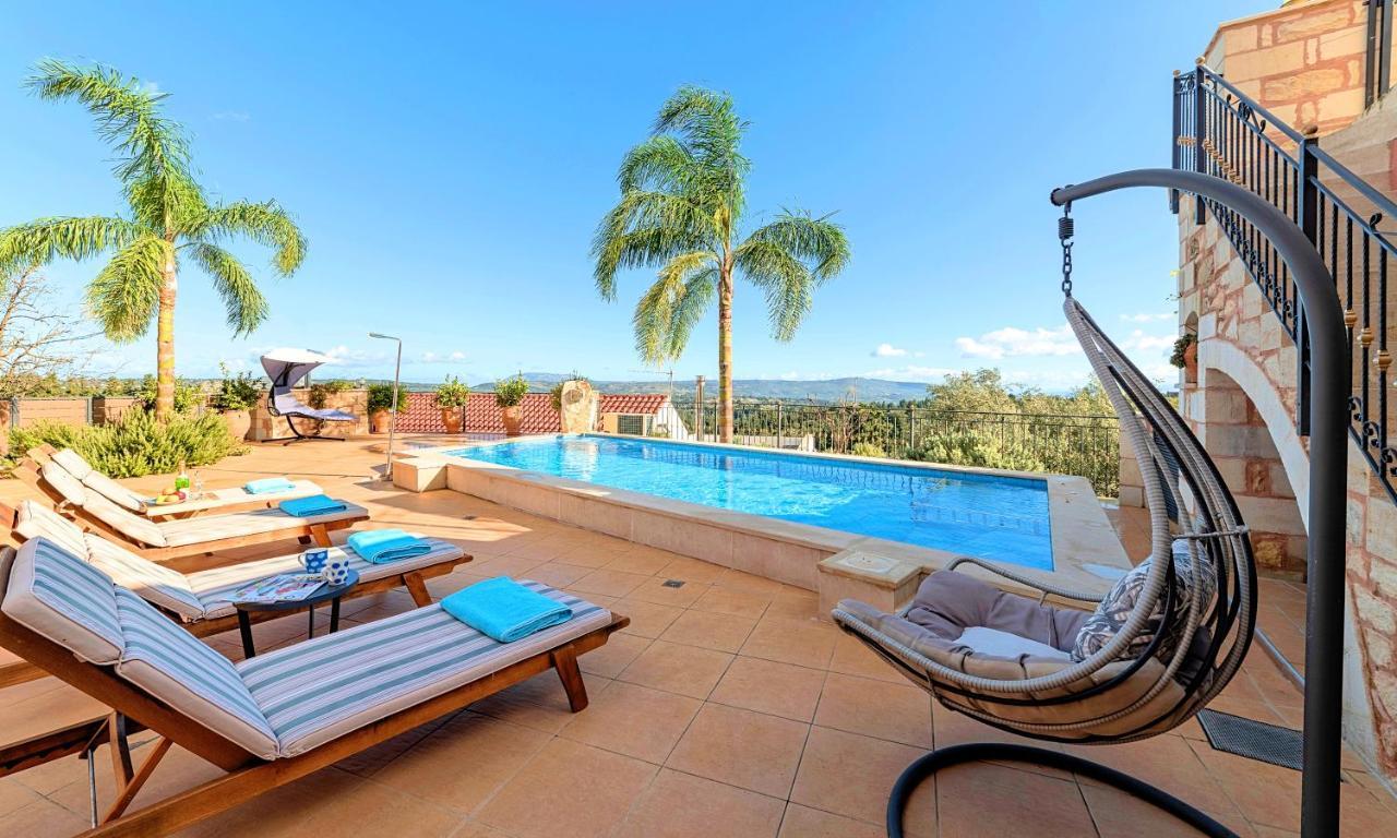 Steve Kois Villa Heated Pool Chrissi Akti Chania Exterior foto